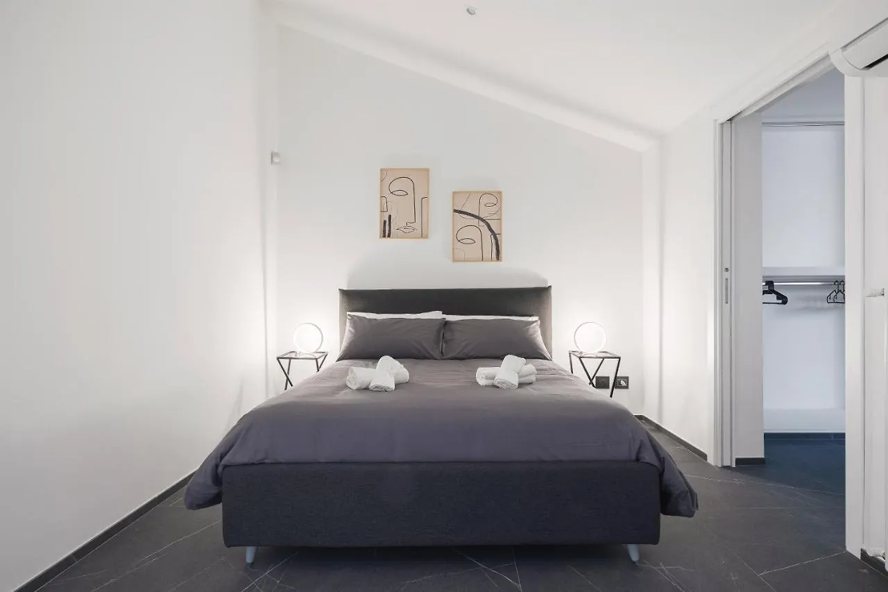 Archimedes Luxury Apartment With Terrace Palerme